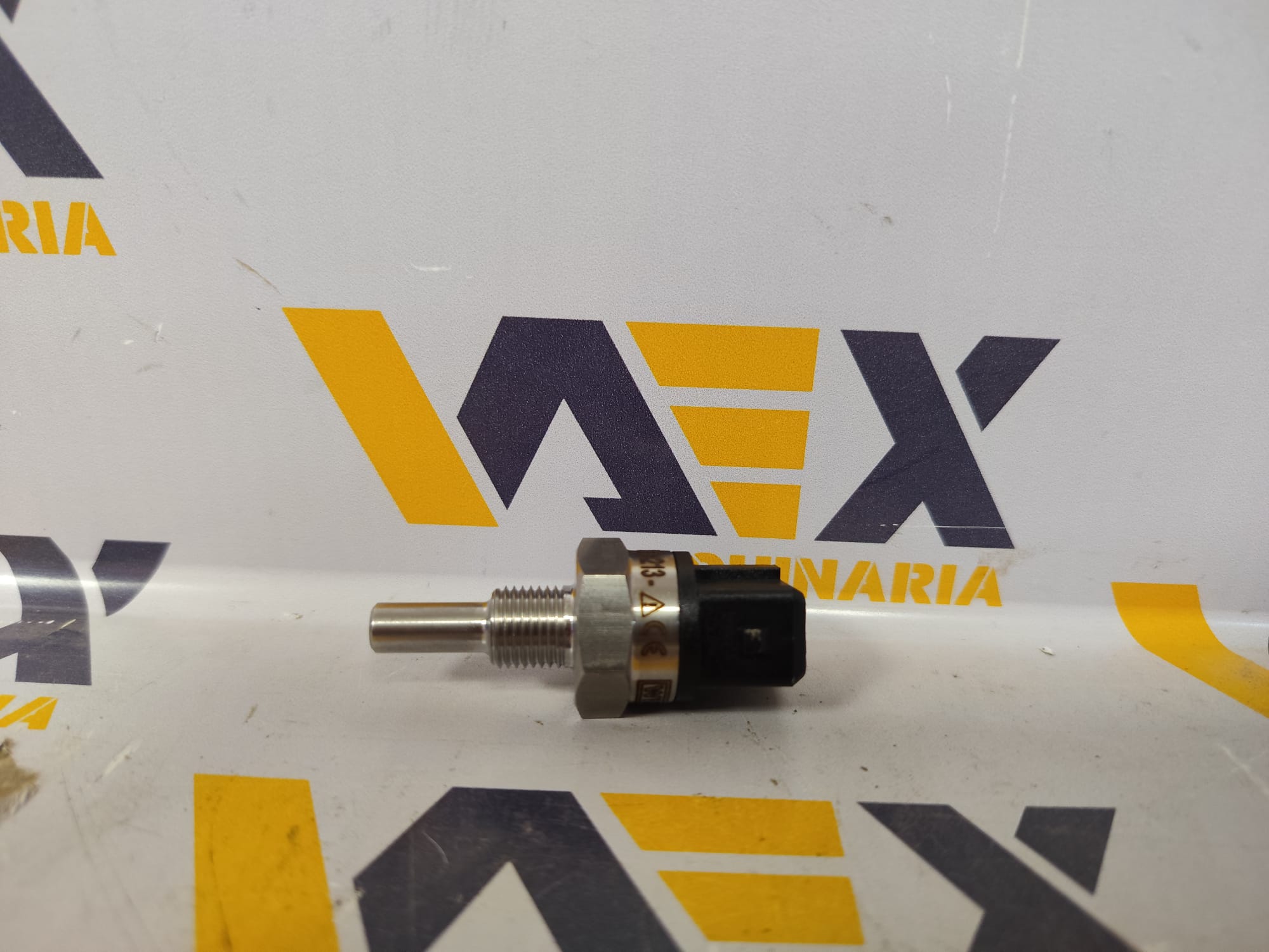 SENSOR DE TEMPERATURA Con las referencias N02495333 / MM2040242